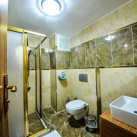 Hotel Basari 3*