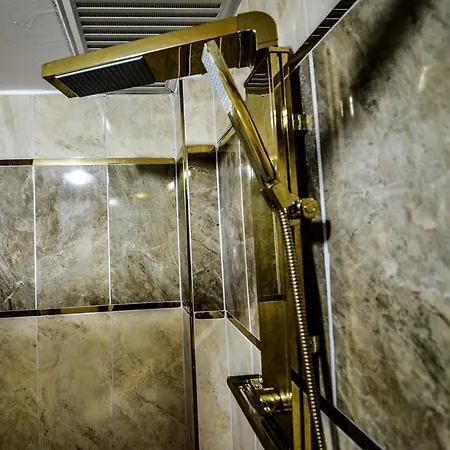 Hotel Basari 3*