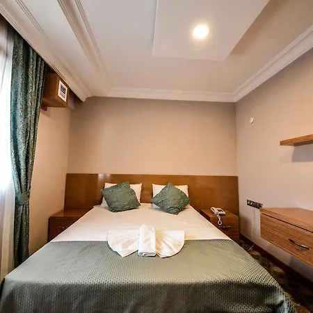 Basari Hotel 3*